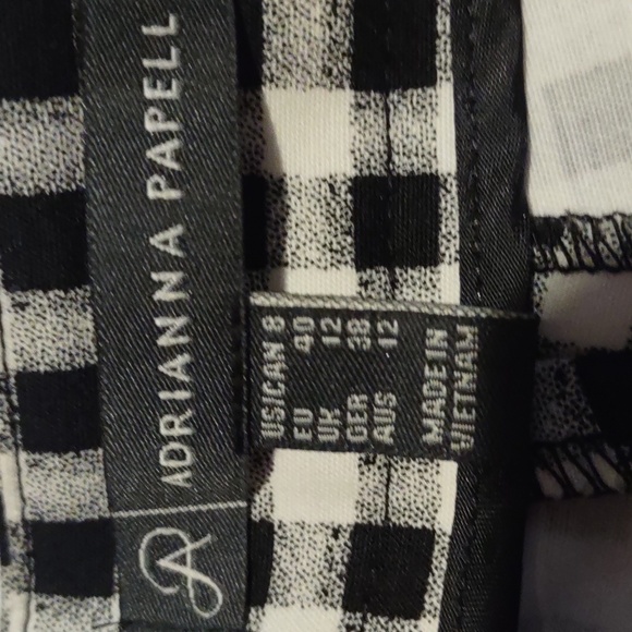 Adrianna Papell Kate Fit Capri Pants - Picture 4 of 7